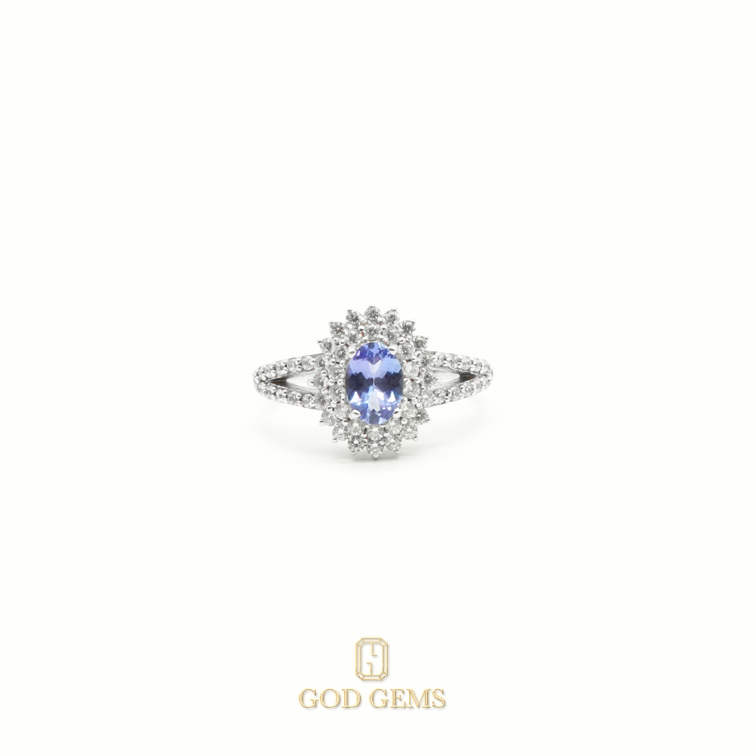 Anillo de Tanzanita en Oro Blanco 14k