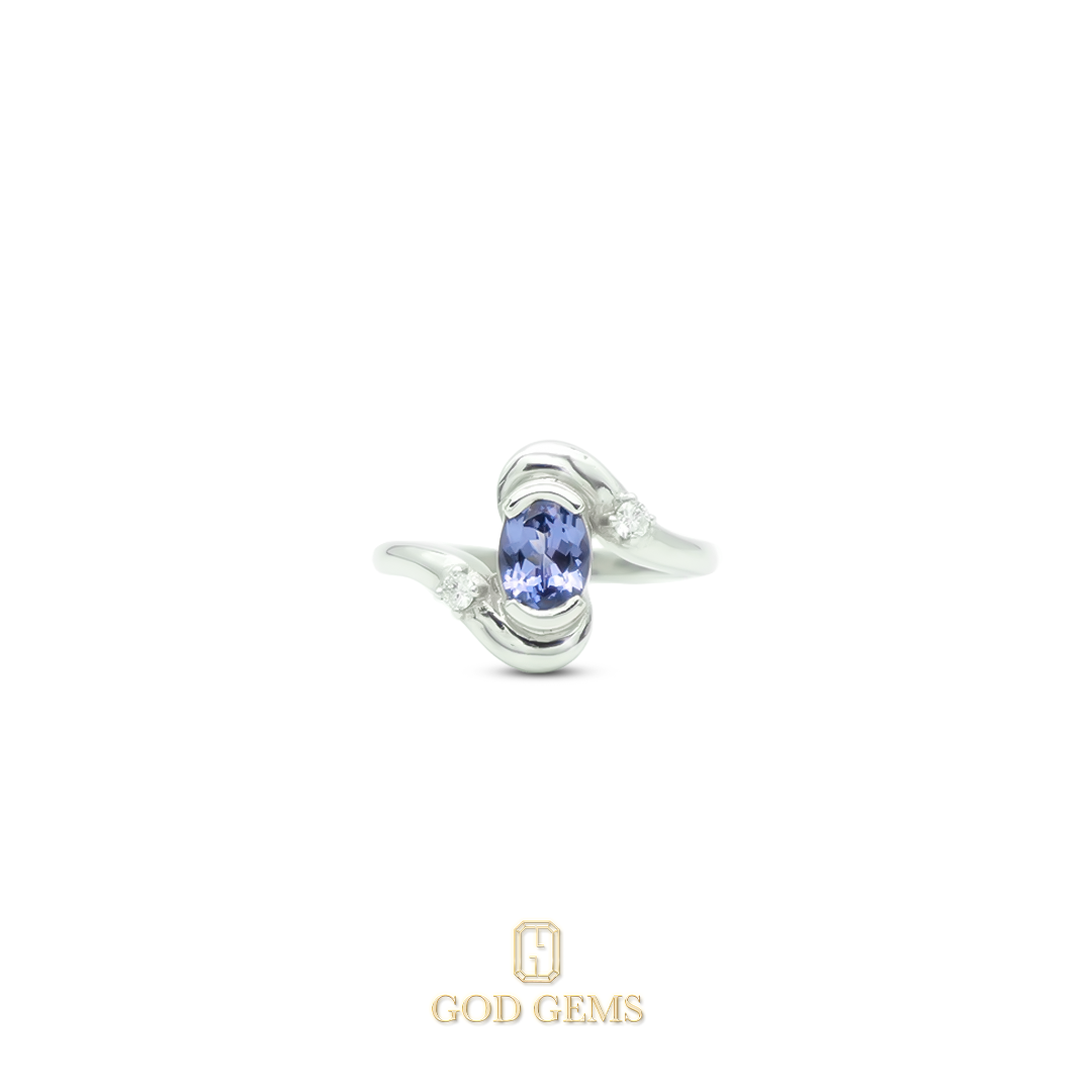 Anillo de Tanzanita en Oro Blanco 14k
