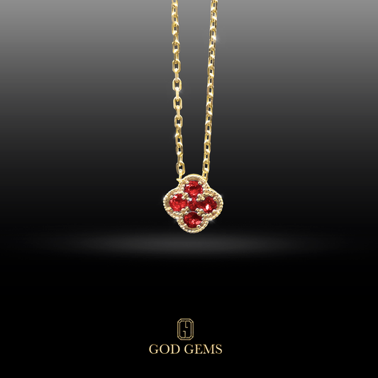 Collar Trébol de Rubíes en Oro 14K.