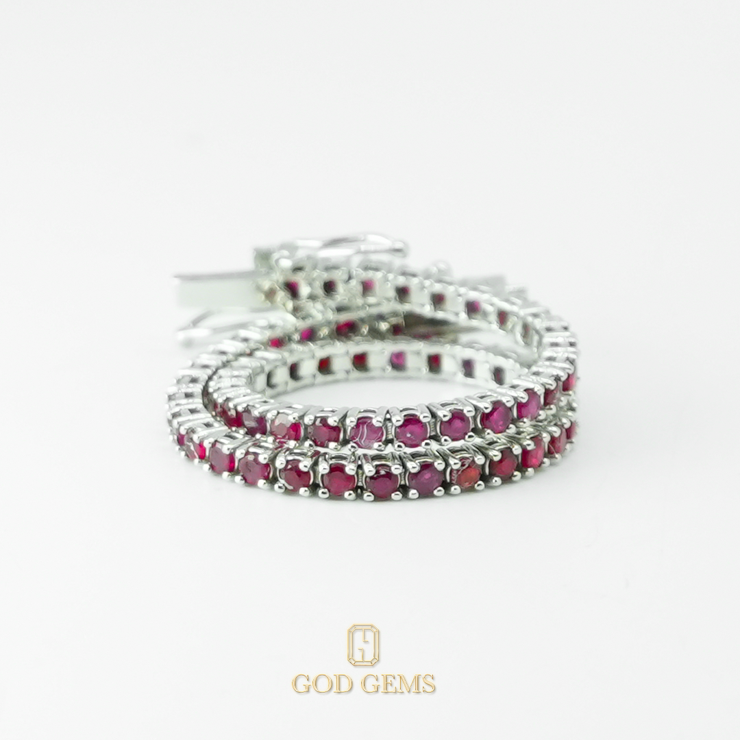 Pulsera Tenis de Rubíes en Oro Blanco de 14K.